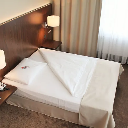Relexa Airport Duesseldorf/ratingen ראטינגן