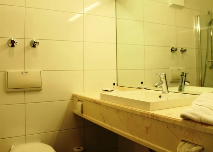 Relexa Airport Duesseldorf/ratingen فندق راتينغن