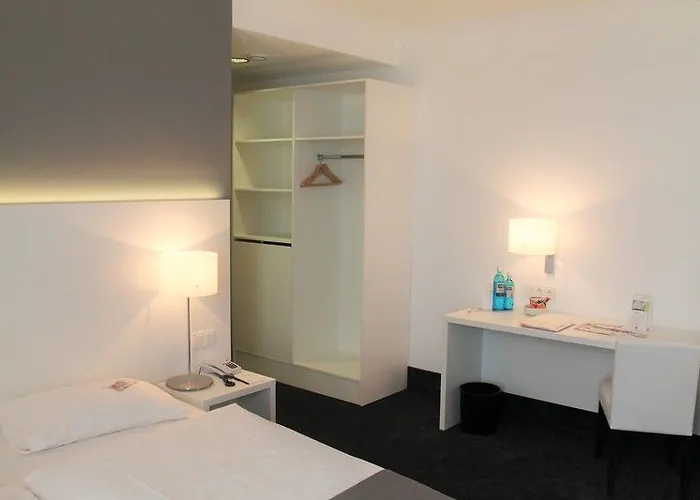 Relexa Airport Duesseldorf/ratingen ראטינגן