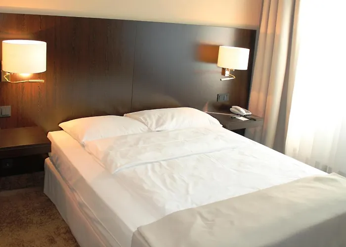 מלון Relexa Airport Duesseldorf/ratingen 4*